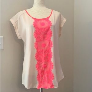 Express Blouse with lace